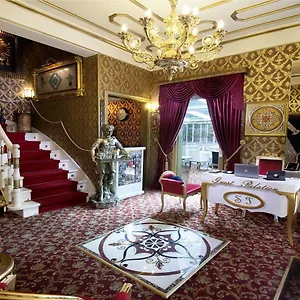 sultan-tughra-hotel.istanbul-turkeyhotels.com/